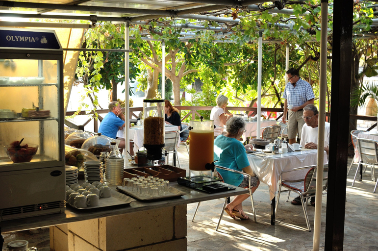 Food & Drinks 5, Marina Village, Crete