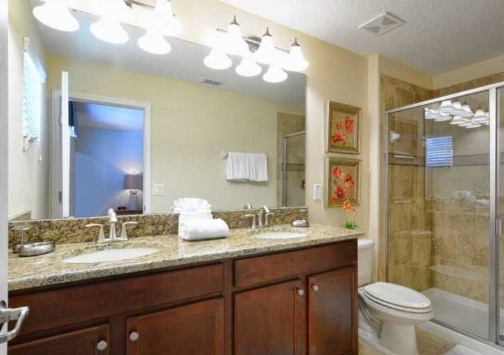 Bathroom 4, Villa Ota, Osceola