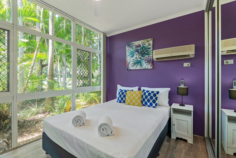 Bedroom 4, Tropical Nites, Douglas