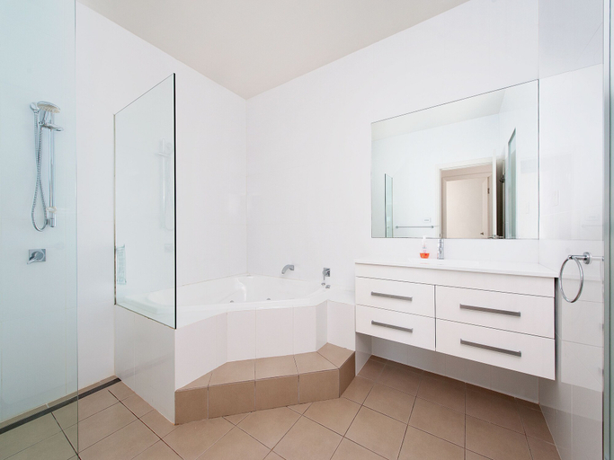 Bathroom 4, Casa al Mare at Fingal Bay, Port Stephens