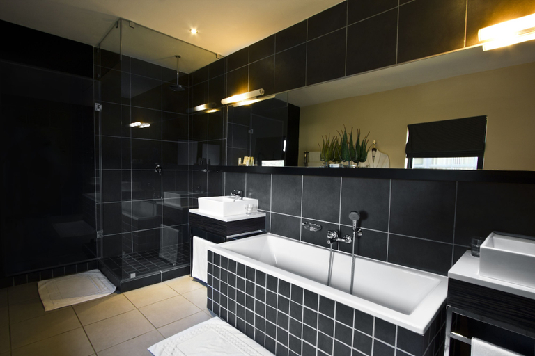 Bathroom 5, Thaba Eco Hotel, City of Johannesburg