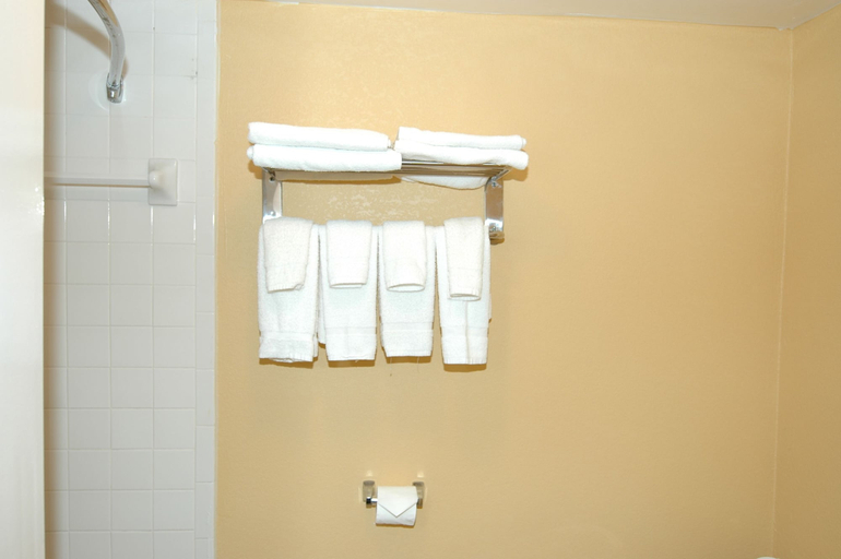 Others 5, Ambassadors Inn & Suites, Virginia Beach