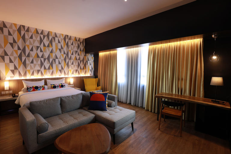 bedroom 12