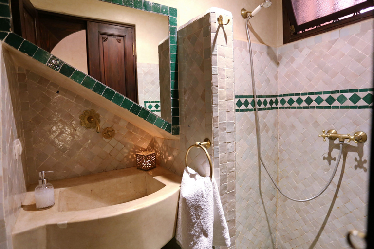 Bathroom 4, Riad Marrakiss, Marrakech