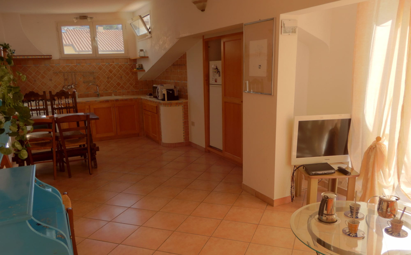 Others 5, Casa Linda Sperlongaresort, Latina
