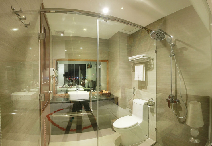 Bathroom 4, Hoang Dai 2 Hotel Da Nang, Da Nang
