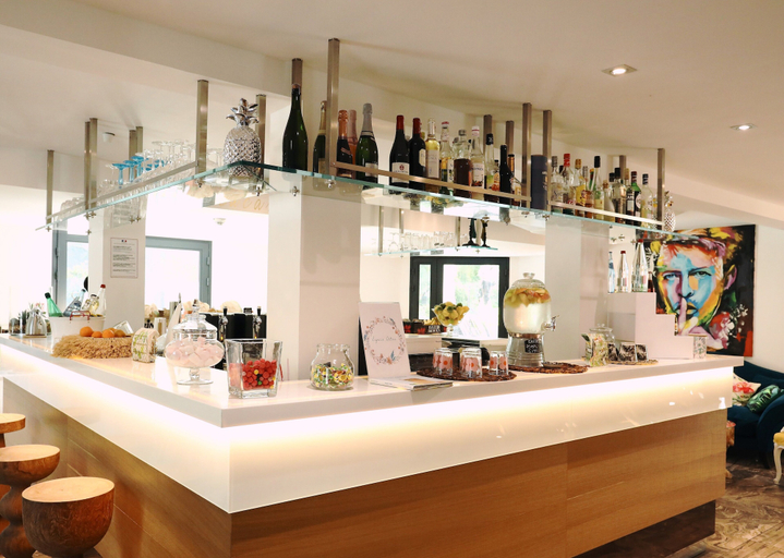 Food & Drinks 5, Appart'Hôtel La Girafe, Bouches-du-Rhône