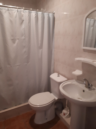 Bathroom 3, University Hotel Tsakhkadzor
