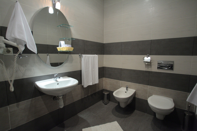 Bathroom 3, Novye Gorki, Pushkinskiy rayon