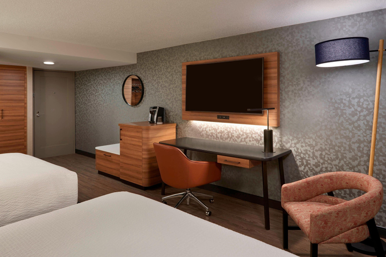 Bedroom 3, Fairfield by Marriott Montreal Downtown, Montréal