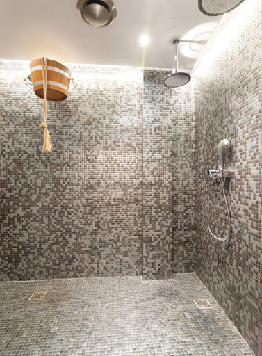 Bathroom 4, Hotel Grand, Trutnov