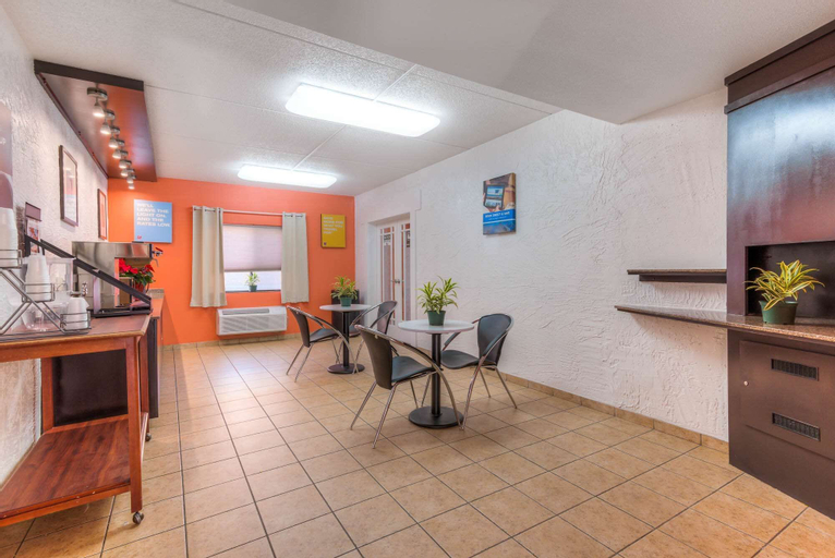 Public Area 2, Motel 6 Bridgeview, IL, Cook
