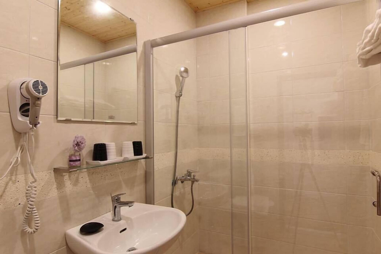 Bathroom, Zi Jing Fang lnn, Pingtung