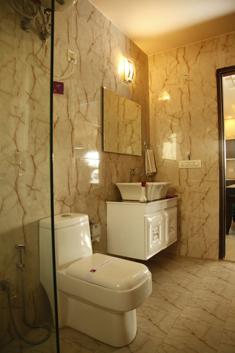 Bathroom 4, Anandam Clarks Inn Suites Vrindavan, Mathura