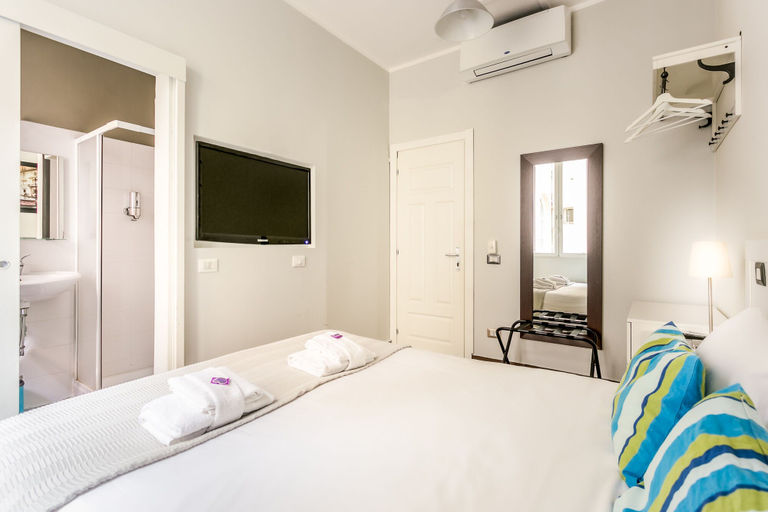 Bedroom 3, AmoRoma Suite, Rome