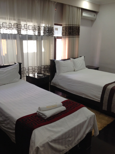 Bedroom 5, Riverside Lodge, Choma