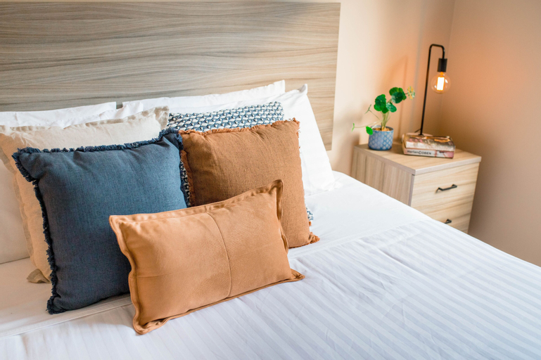 McMillans of Metung Coastal Resort, E. Gippsland - Bairnsdale