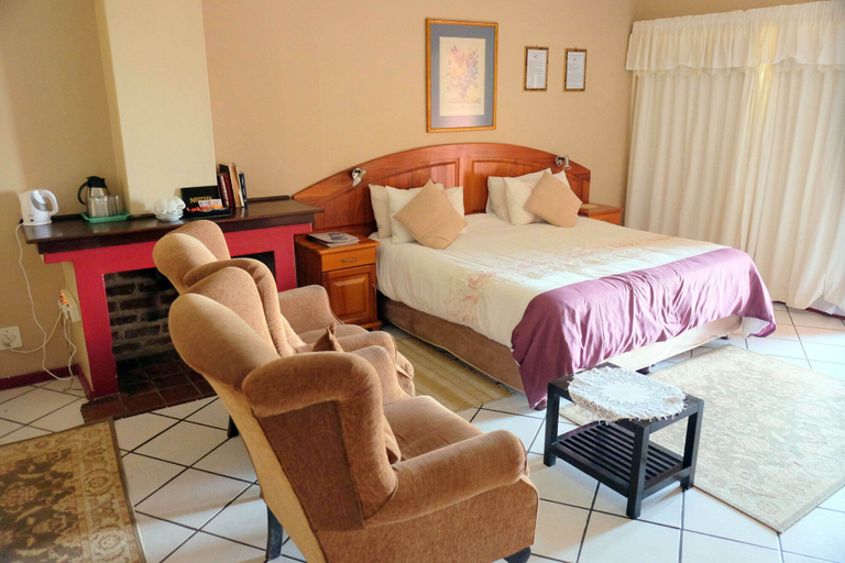Bedroom 4, Umzimvubu Retreat Guest House, O.R.Tambo