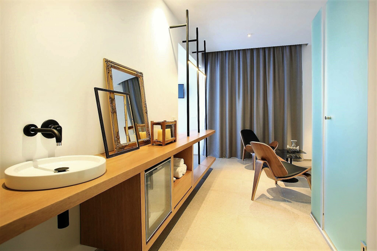 Bathroom 5, Basilico Hotel, Crete