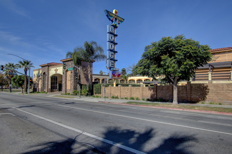 Exterior & Views 2, Thunderbird Lodge in Riverside, Riverside