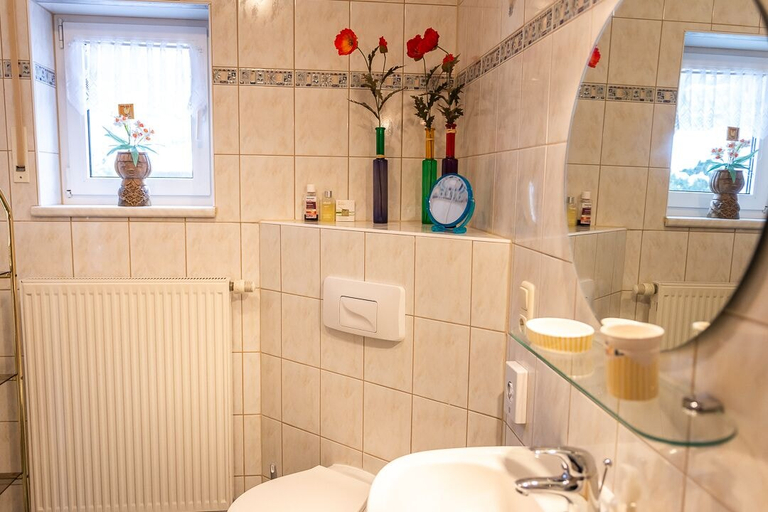 Bathroom 3, Ferienwohnung Schloss Schönberg, Vogtlandkreis
