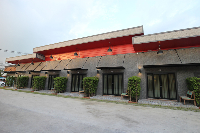 Exterior & Views 2, One Beat Vintage & Bistro, Muang Chon Buri