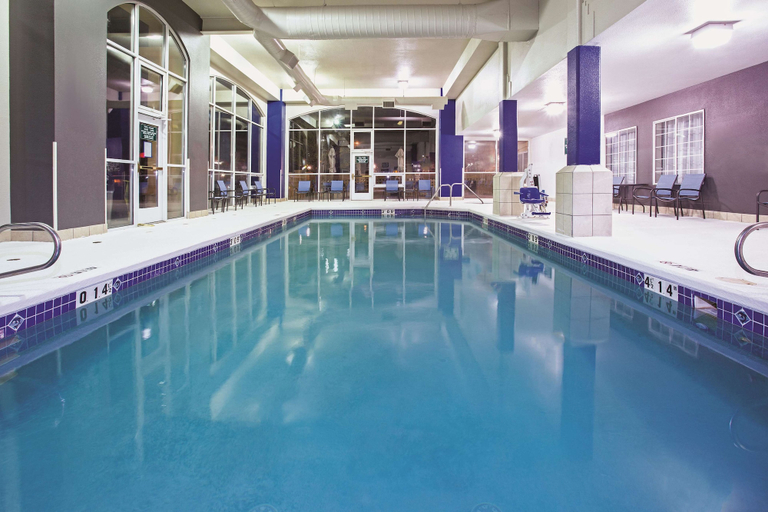 Sport & Beauty 5, La Quinta Inn & Suites by Wyndham Gallup, McKinley