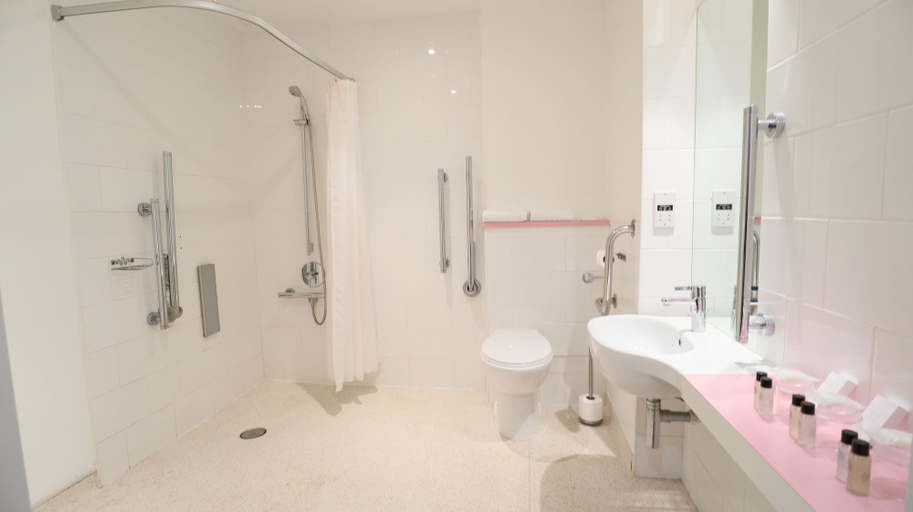 Bathroom 4, Citrus Hotel Cheltenham by Compass Hospitality, Gloucestershire