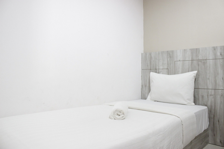 Bedroom 3, Spacious 2BR Gateway Pasteur Apartment, Bandung