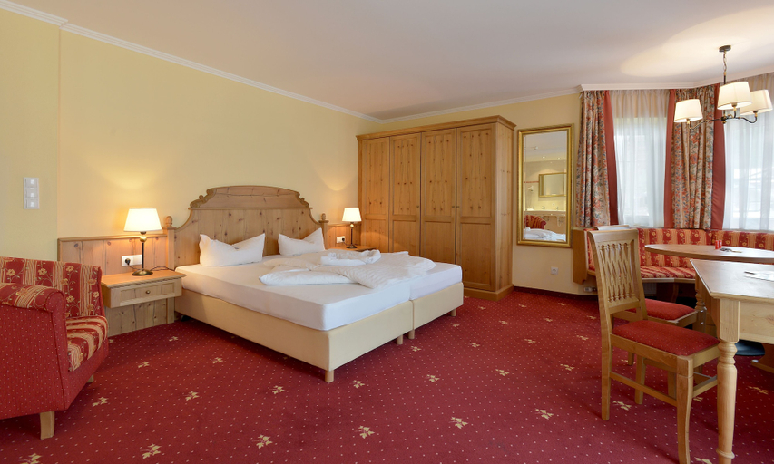 Bedroom 3, Hotel Gasthof Brücke, Schwaz