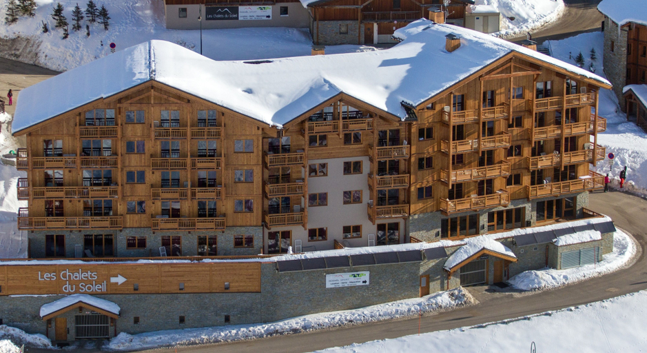 Exterior & Views 2, CGH Résidences & Spas les Chalets du Soleil, Savoie