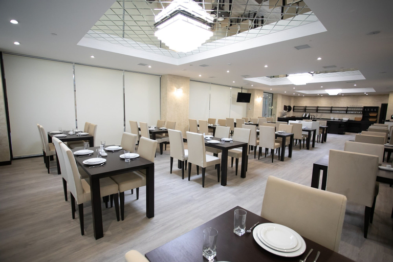 Food & Drinks 4, Diamond Hotel Baku, Baku