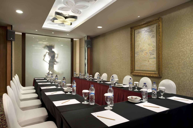 Business Facilities 28