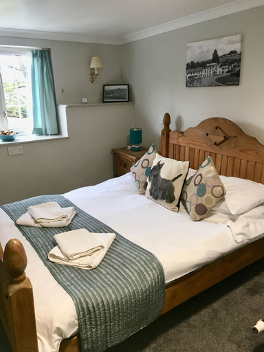 Bedroom 4, Littledean House Hotel, Gloucestershire