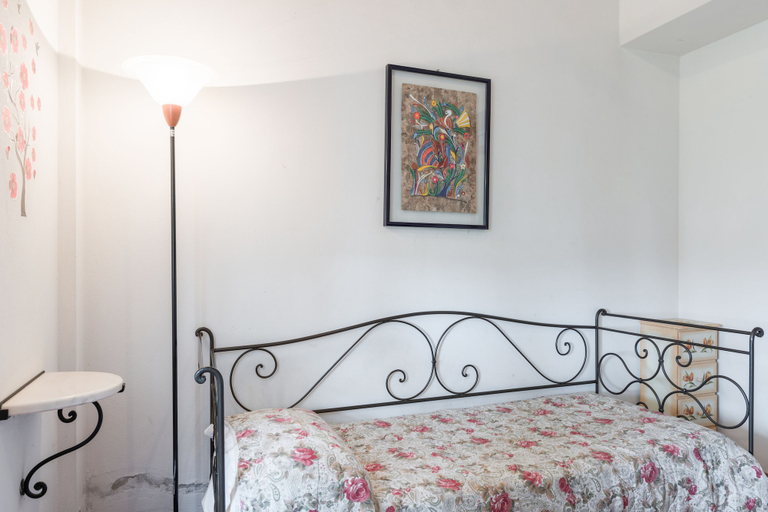 Bedroom 3, Poggio Verde, Perugia