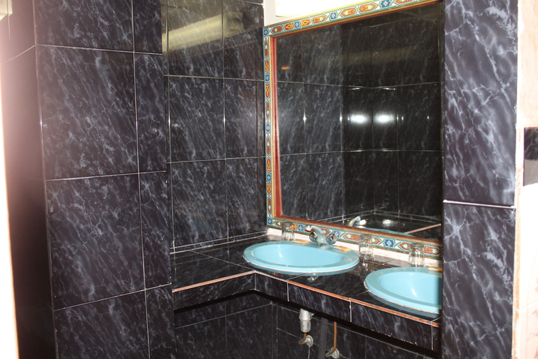 Bathroom 4, Hôtel Batha, Fès