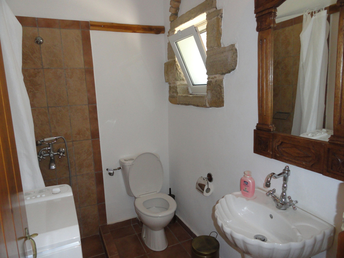 Bathroom 5, Phaestias Villas, Faistos