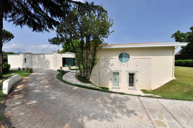 Exterior & Views 2, Suite Testani, Frosinone