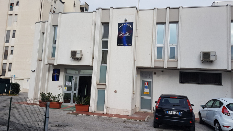 Exterior & Views 2, La Dea, Pisa
