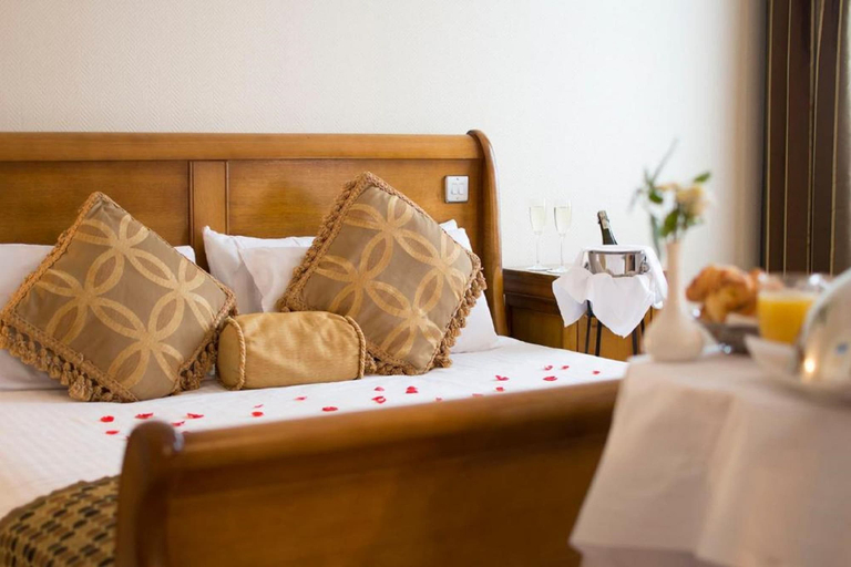 Bedroom 4, Great National Hotel Ballina