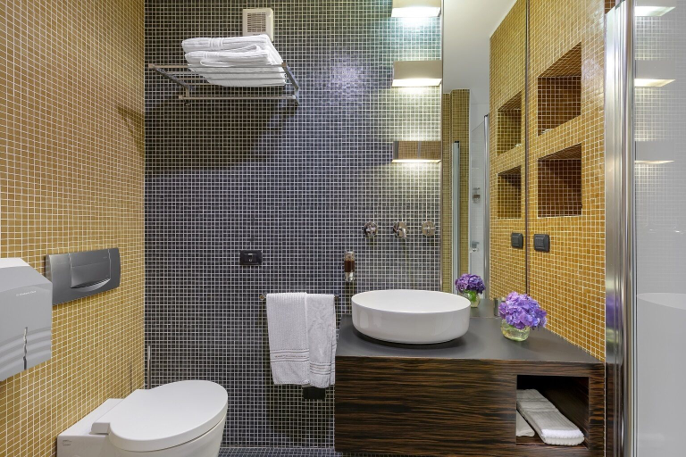 Bathroom 4, Hotel Ancora, Verbano-Cusio-Ossola