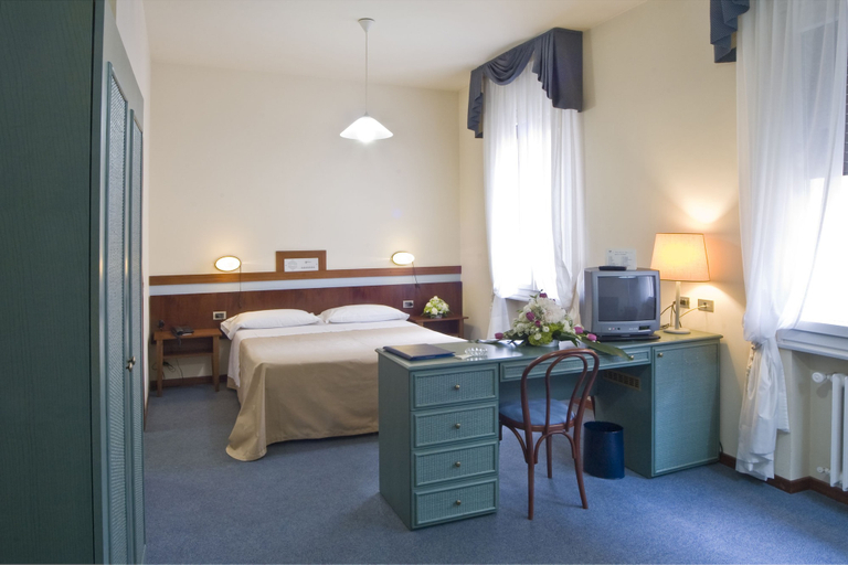 Bedroom 3, Hotel Centrale Byron, Ravenna