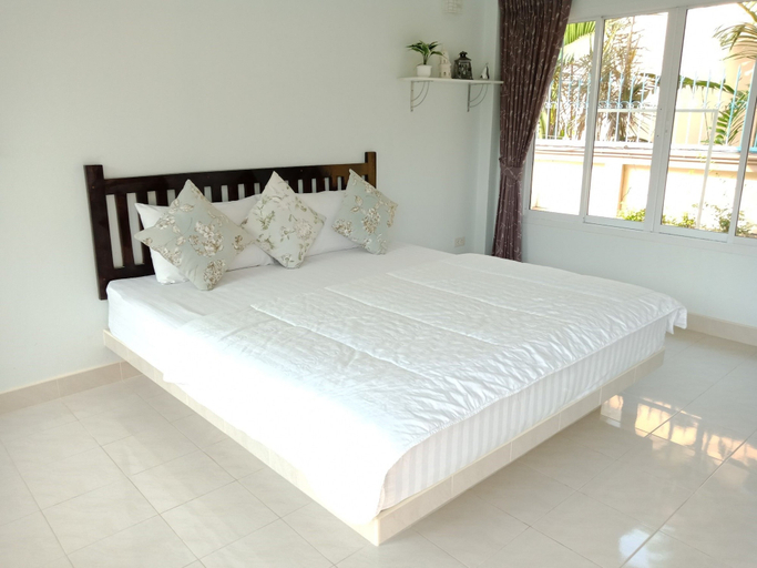 Bedroom 3, Baan Hai Bangsaray, Sattahip