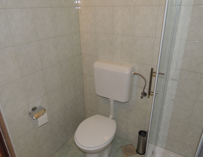 Bathroom 3, Apartments Monte Grande, Pula