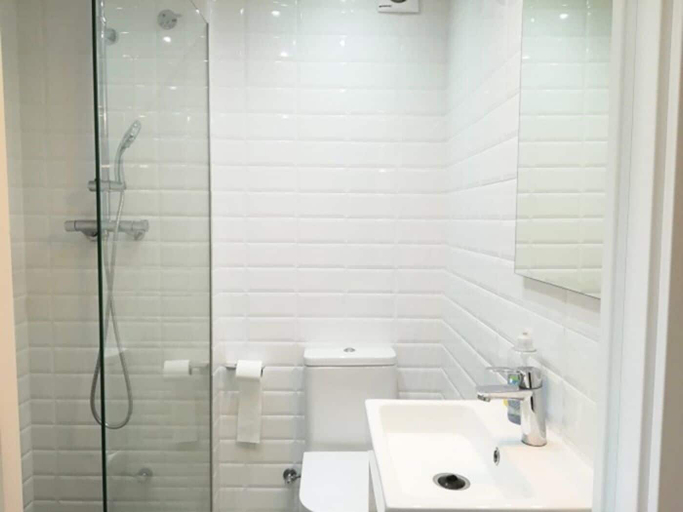 Bathroom 4, Apto. St Antoni Montseny Torrevalentina, Girona