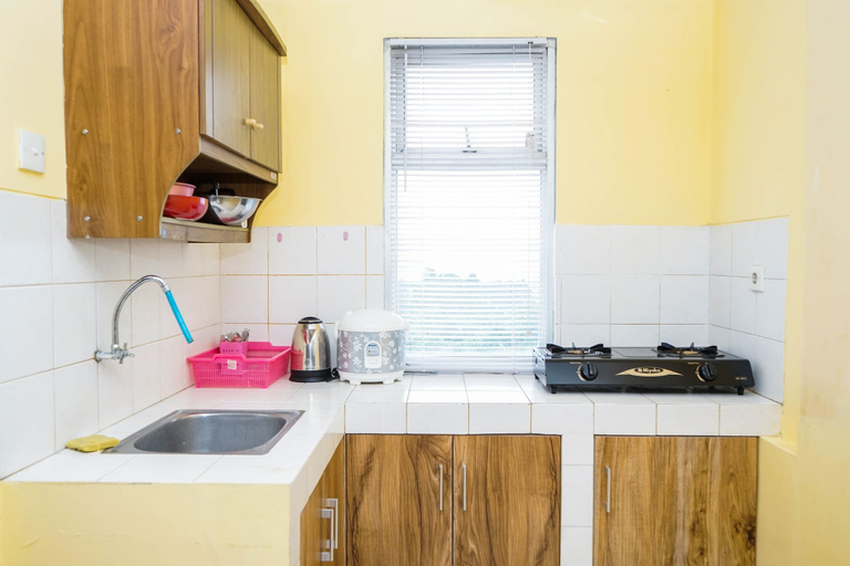 Others 5, Comfy and Cozy 2BR Great Western Resort Apartment, Tangerang