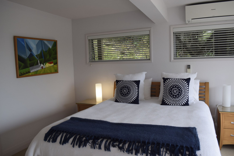 Bedroom 3, The Sails, Far North