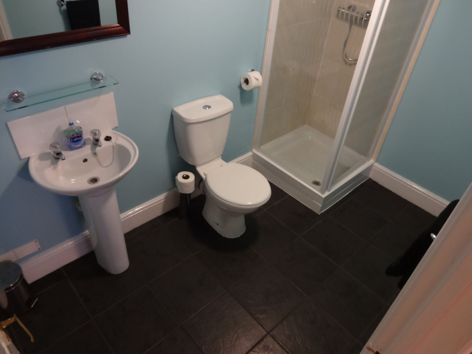 Bathroom 3, Travellers Rest Motel, Lincolnshire