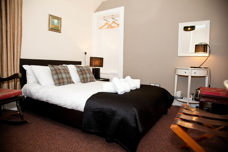 Bedroom 3, Richmond House Hotel, Highland