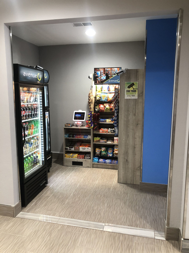 Food & Drinks 5, Clarion Pointe Madison Huntsville, Madison